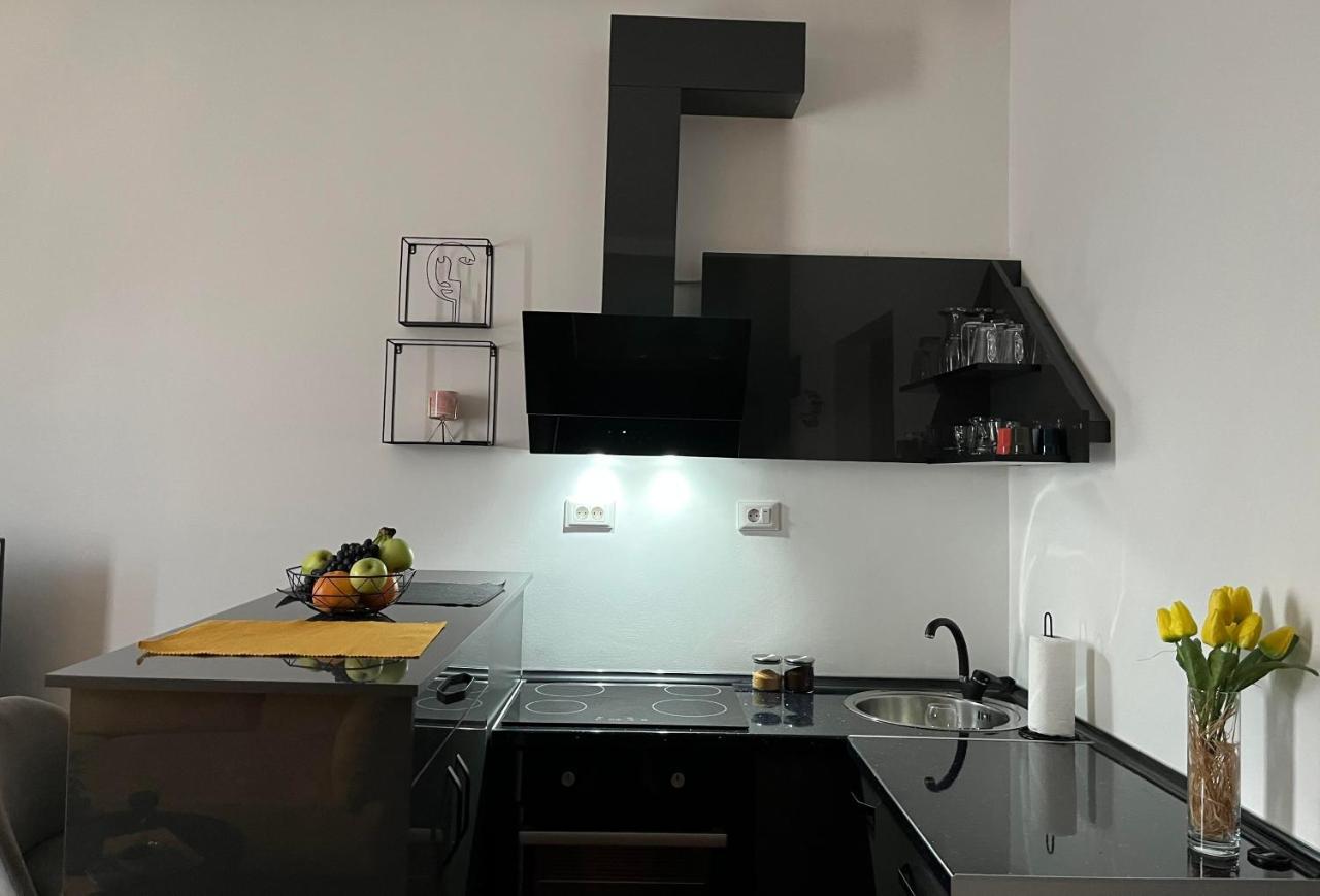 Gramophone Apartments Bitola Luaran gambar