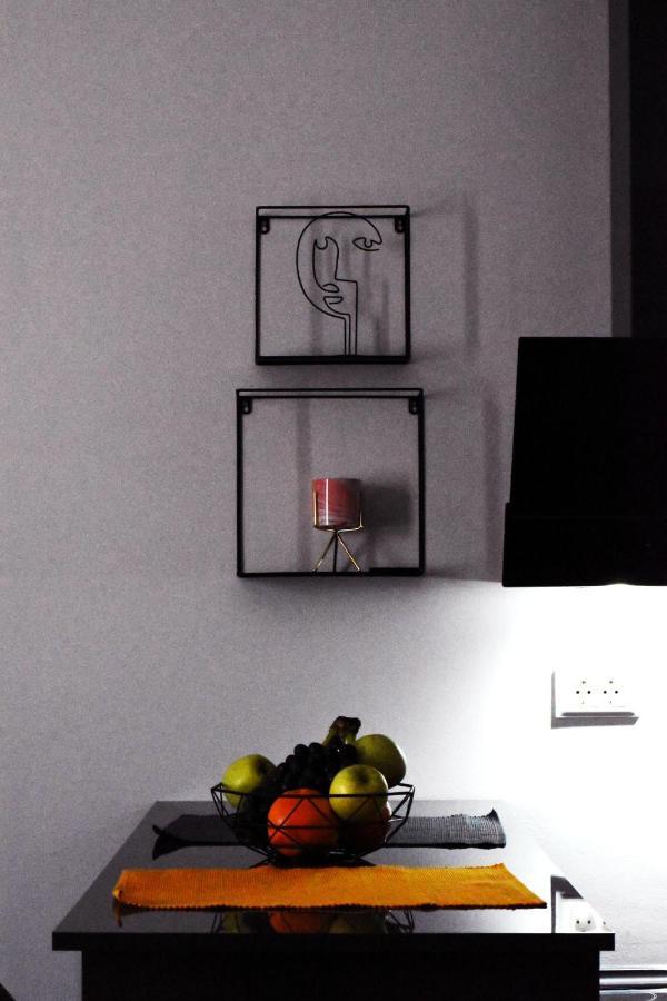Gramophone Apartments Bitola Luaran gambar