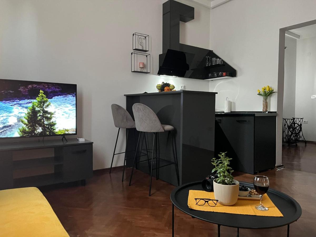 Gramophone Apartments Bitola Luaran gambar